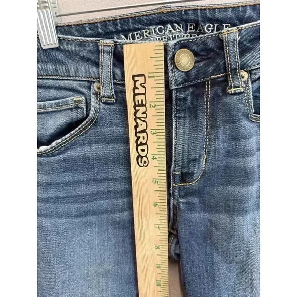 American Eagle Jeans Women's Sz 4 Skinny Low Rise Embellished Pockets Blue Denim - Picture 4 of 9